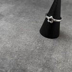 ▷ Flower ring