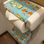 コーギーのトイレットペーパーホルダー