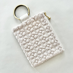 〖受注制作〗 カラビナ付き ミニポーチ ⋈　プルメリア刺繍　𓂃𓈒𓏸