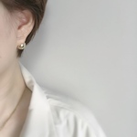 gold big ball  pierce　minne_new ピアス　シンプル　モード　ゴールド　夏　秋　小ぶり　ワンポイント