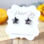 No.47080 星 ブラック 黒 シルバー シンプル 樹脂ピアス アレルギー対応 made by PISTOL LILY