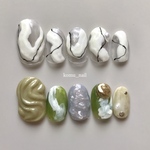 ◎ 個性派 ニュアンス うねうね くすみカラー ネイル ネイルチップ