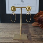 真鍮 フラワー と ヴィンテージ パール の ピアス イヤリング 