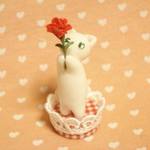 にゃんこのしっぽ○母の日○カーネーション○ミニチュア○白猫