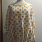 ドット柄プルオーバー