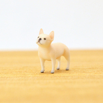 フレンチ・ブルドッグ　クリームのフィギュア