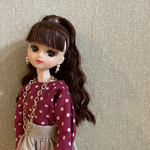 リカちゃんサイズのお洋服　秋色水玉ブラウスとスカートのセット　チェーンネックレス付き