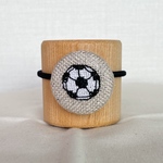 刺繍＊兄弟やチームメイトで使えるサッカーボール⚽️のくるみボタンヘアゴム