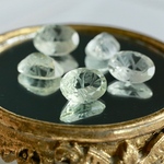 天然石 / 14×10mm / 1pcs グリーンアメジストAAA 彫刻入り 天然石ルース 穴なし オーバル パーツ アクセサリーパーツ 素材 gra-14-10