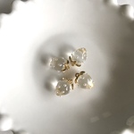 4個 8×12mm いちごチャーム　クリア