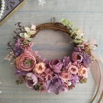 Lune Bonheur＜ Renoncule＞＊ハーフムーンリース＊秋を迎えるリース＊夏＊秋＊プリザーブドフラワー＊お花＊ギフト＊結婚祝い＊新築祝い＊お誕生日祝い＊敬老の日
