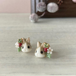 うさぎと野いちごピアス/イヤリング