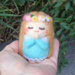 〈c様ご予約品〉花かんむりのお祈りちゃん☆