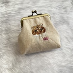 momocc様オーダー品☆猫の手刺繍でがま口ポーチ