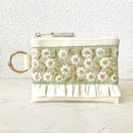 インド刺繍リボンのフリルポーチ
