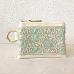 インド刺繍リボンのカラビナポーチ