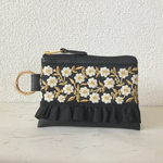インド刺繍リボンのフリルポーチ