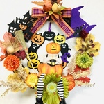 ランタンを持つパンプキンくんオータム🍁ハロウィンリース🎃👻✨