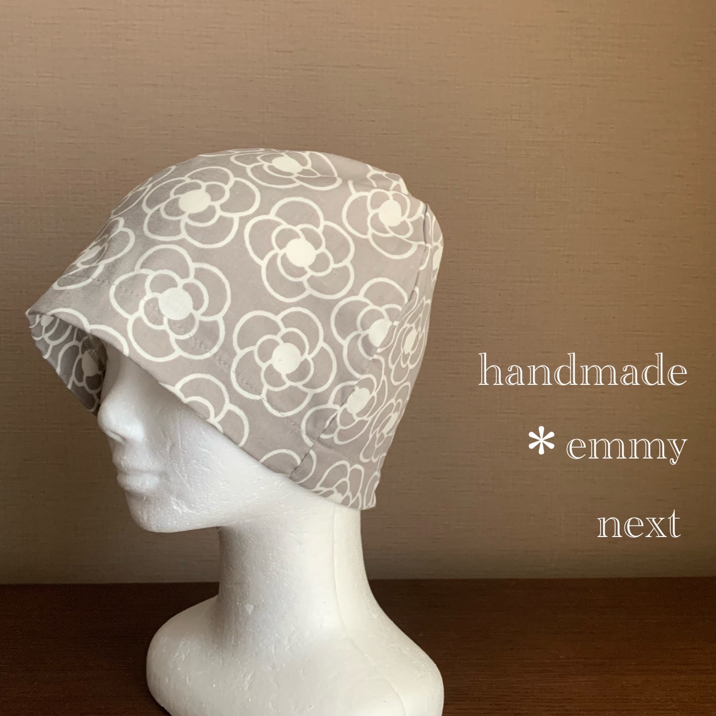 送料無料＊handmadeダブルガーゼ帽子〈camelliaグレー〉かわいい
