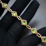 【オリーブ】チェコビーズ 糸編みブレスレット［CB030-D］