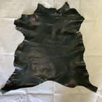 ヤギ丸革  深みのあるグリーン　やぎ　丸革 本革　レザー小物　ハンドメイド　レザークラフト　革　レザー　leathercraft　山羊革﻿ 　レザークラフト材料　