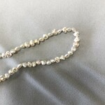 あこやケシ　3-4mm　連　E4(薄いグレー～クリーム系)※20cm現品限り