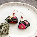 インド刺繍リボンのピアス レッド