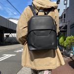新作品☆柔らかレザー2wayリュック☆ダブルファスナーでセパレート☆A4収納便利☆通勤、通学☆ブラック色