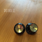 VOLUME&TONE ピンズ【black × gold】