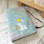 手刺繍のブックカバー/うさぎの月見