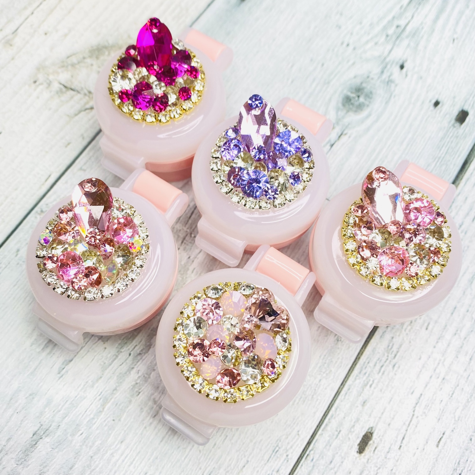 ピンク／デコペットボトルキャップ【受注作製】 - 歌劇衣装