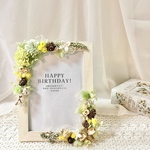 【花畑フォトフレームgreen&yellow】誕生日　結婚式プレゼント　ウェディング　結婚祝い　誕生日　写真立て　ラッピング無料　ブーケ　出産祝い　ウェルカムスペース　ウェルカム