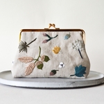 【Autumnコレクション 新作バッグ・小物特集掲載】あきめく　刺繍がま口　ポーチ