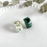 flower×colorアシンメトリーピアス/イヤリング green