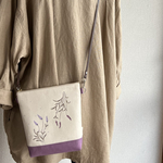 ラベンダー揺れる🍃刺繍❤︎ポシェット