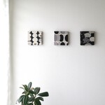 3点セット 12×12cmちいさなファブリックパネル［ブラック］ハリネズミ レトロフルーツ 北欧ボール