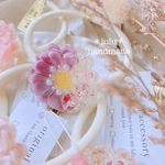 【New】お花畑のフラワーヘアゴム　ニュアンスカラー　ハンドメイドヘアゴム　ハンドメイドレジン　押し花　ヘアゴム　ヘアアクセサリー　お花　くすみカラー