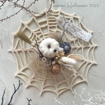 【再販×19】ハッピーハロウィン♪　蜘蛛の巣　吊るしアレンジ　玄関リースにも★ 白ver.