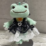 Ｐ122:マスコットピクルス肩紐付きドレス
