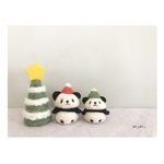とんがり帽子パンダ親子のクリスマス