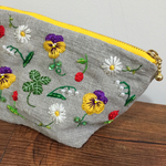 春の花刺繍ファスナーポーチ⑤