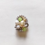 Reina 　 バロックパールのビーズ刺繍ブローチ　Silver