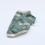 antique greenフラワーブーケ柄Ｔシャツ