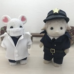 マメ様専用　シルバニア　大人サイズ＊お医者さんセット　警察官セット＊シルバニアファミリー　お父さんサイズ