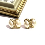 VINTAGE EARRING ヴィンテージ　イヤリング　アンティーク  クラシカル　花　フラワー　大ぶり　クリップ　ナチュラル　カジュアル　ビーズ　ビジュー　結婚式　パール　ブライダル　ニット