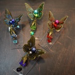 Bois de merveilles-L'ombre du papillon／アンティーク風ピアス(※片耳用)／受注製作（4色展開）