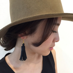 ★タッセル★  レザータッセルピアス　ブラック  シフォン