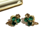 VINTAGE EARRING  ジャスパーグリーンヴィンテージ　葡萄イヤリング　アンティーク  クラシカル　フラワー　大ぶり　クリップ　ナチュラル　カジュアル　ビーズ　ビジュー　結婚式　秋　花束