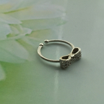 スターリングシルバーの りぼん リング