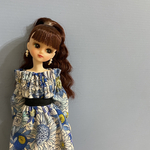 リカちゃんサイズのお洋服　ブルーのお花のツーピース